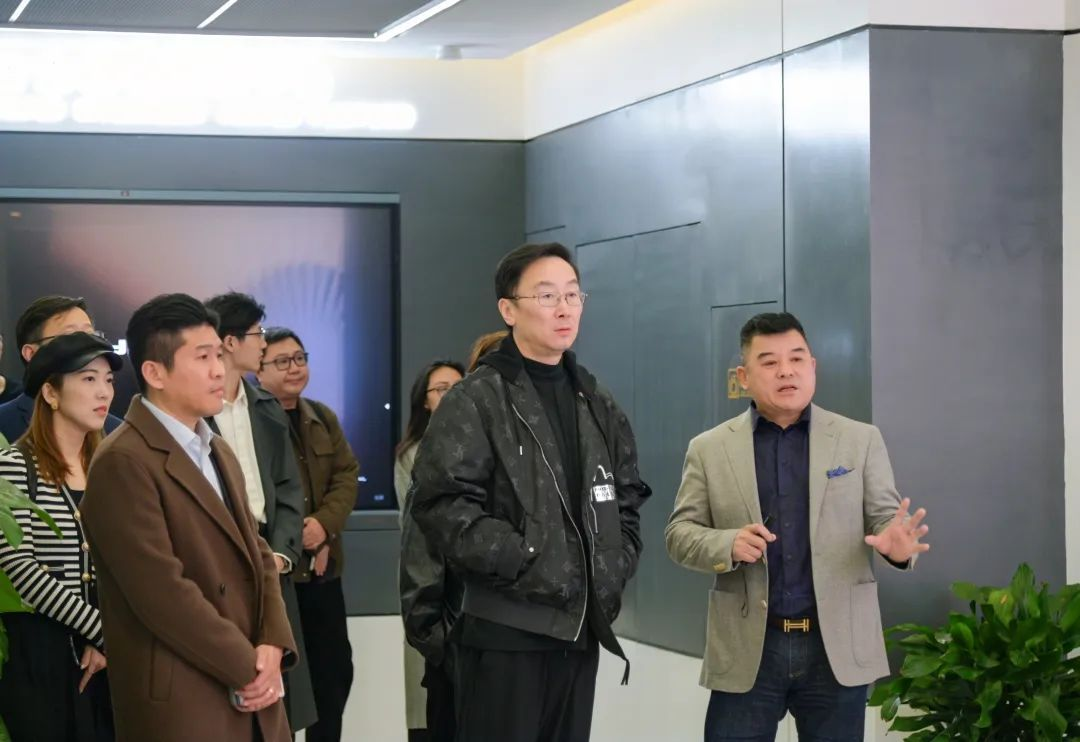 陆川导演到访888电子，，，，，解锁文化+科技融合新路径