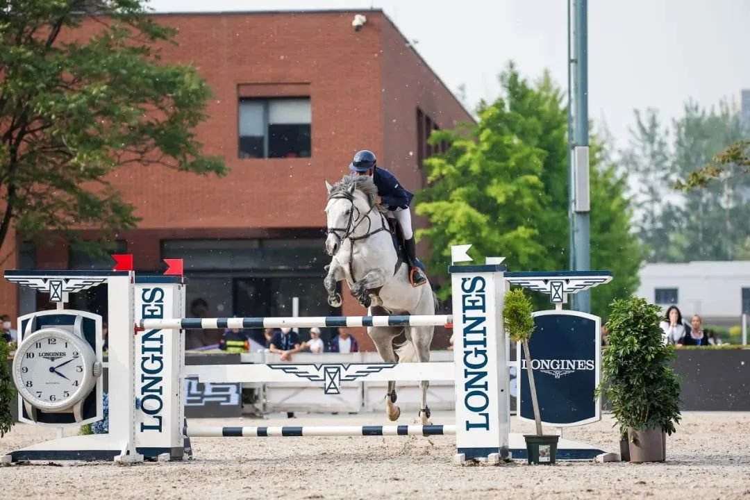 高清视界，，，，，跃马扬鞭 | 888电子助力2025国际马联园地障碍天下杯中国联赛